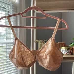 Lively lace bralette